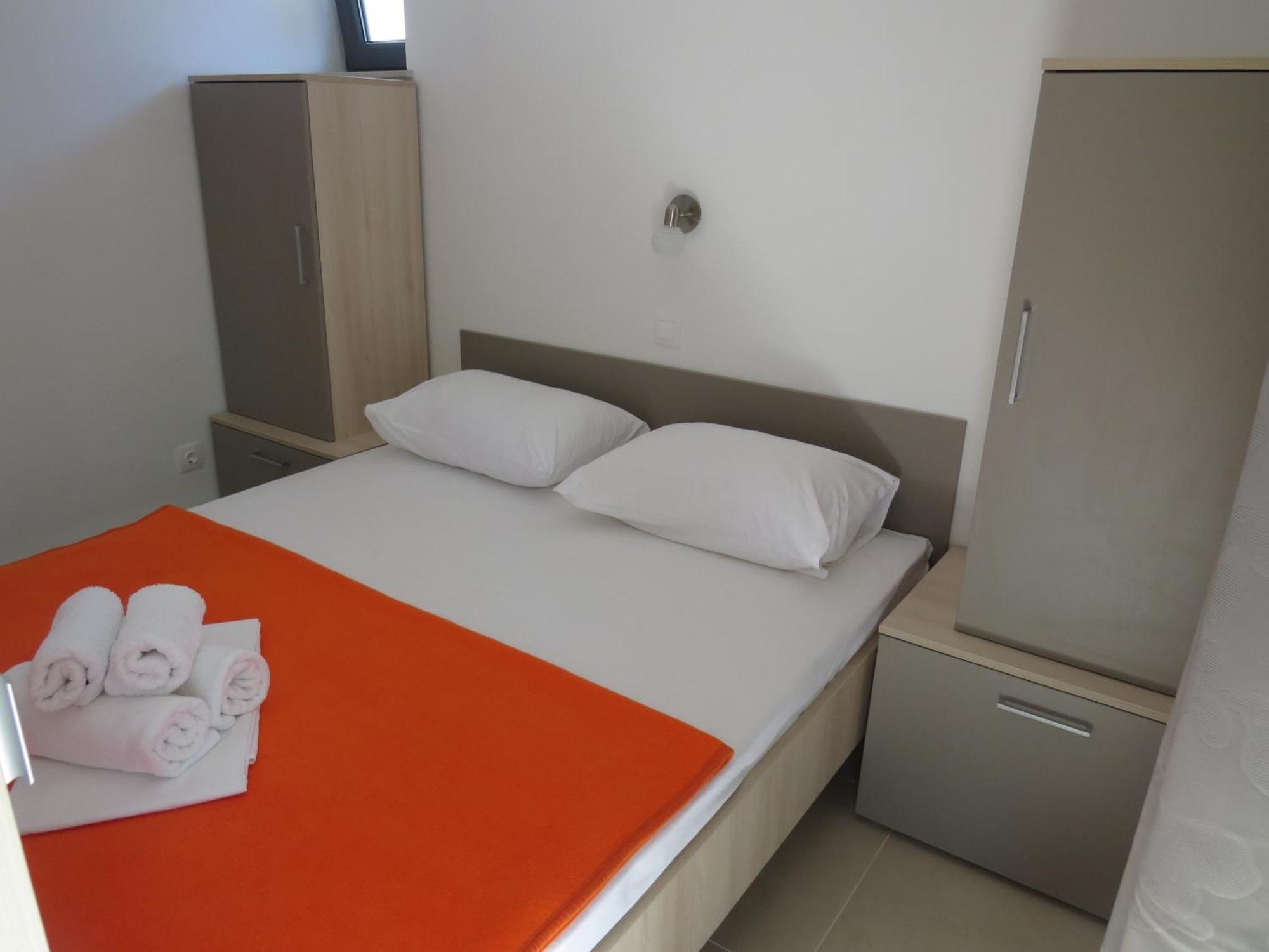 Camping Mia Bungalow & Mobile Home Biograd Na Moru Esterno foto